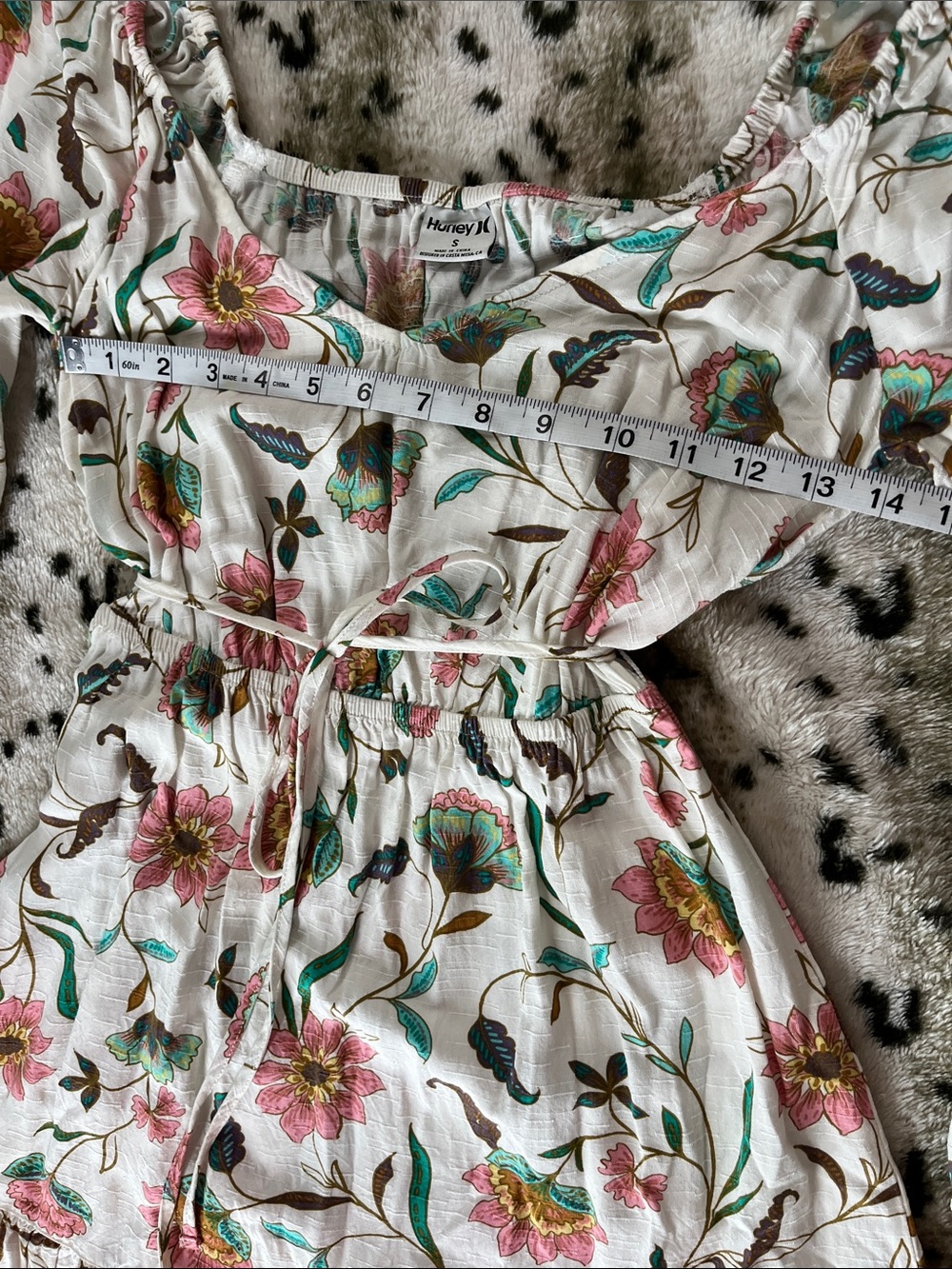 Hurley White Floral Tie-Waist Dress with Puff Sleeves - Picture 15 of 15
